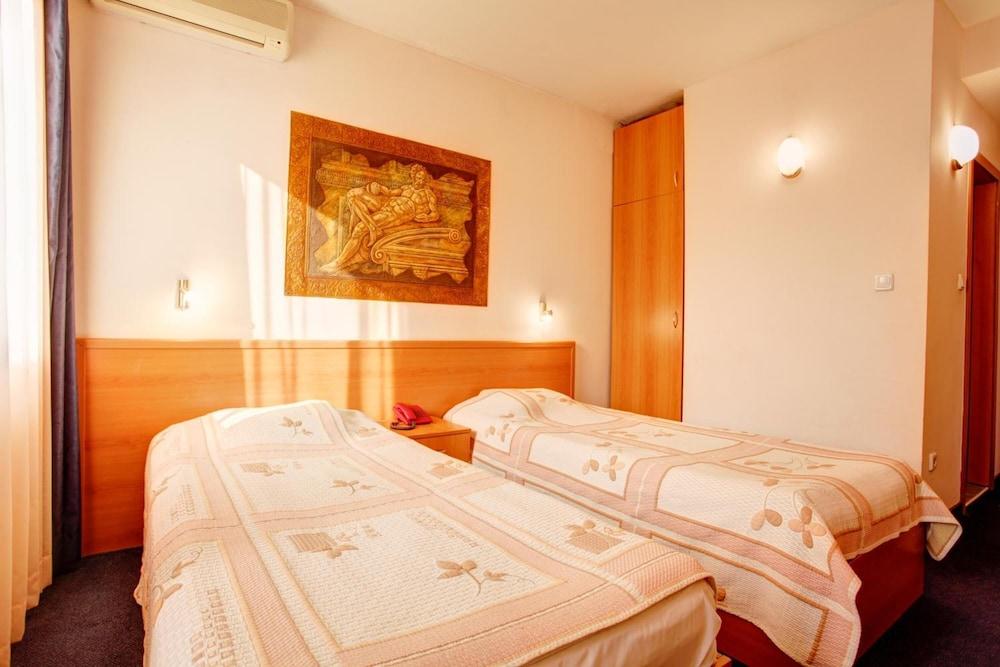 Central Plaza Hotel Sofia Extérieur photo